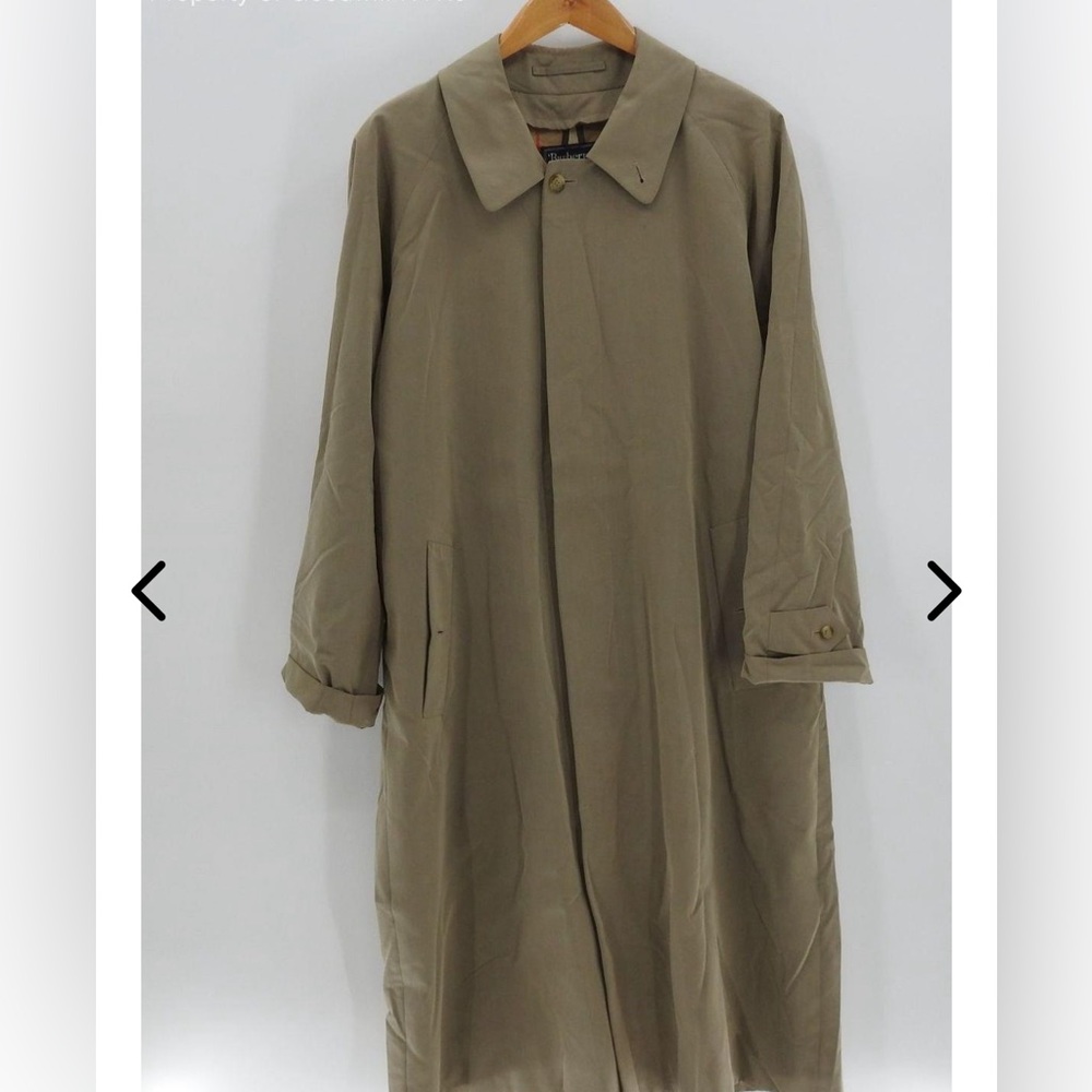 BURBERRY Women's Beige Trench Coat